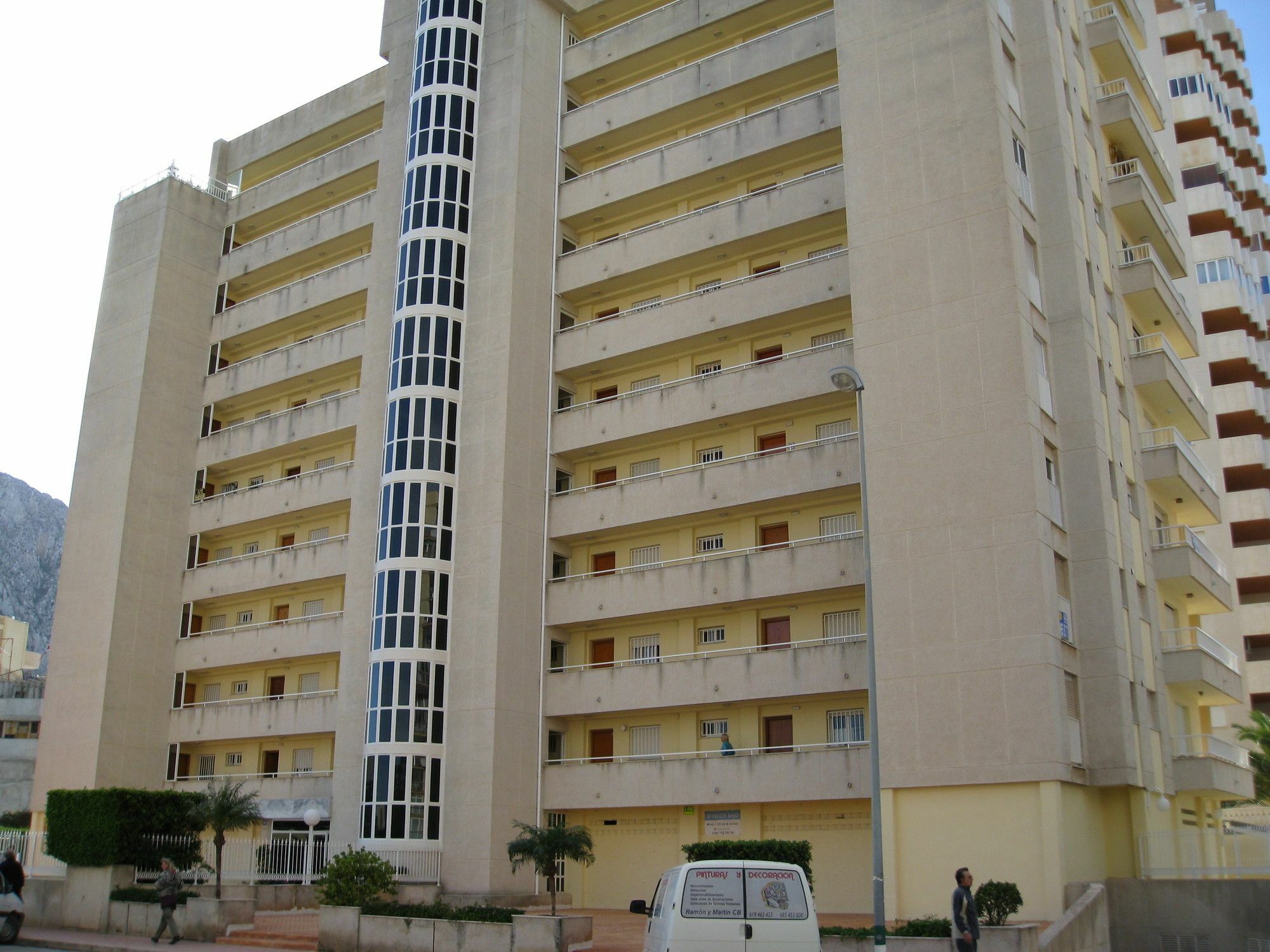 Homeincalpe La Reina Luaran gambar