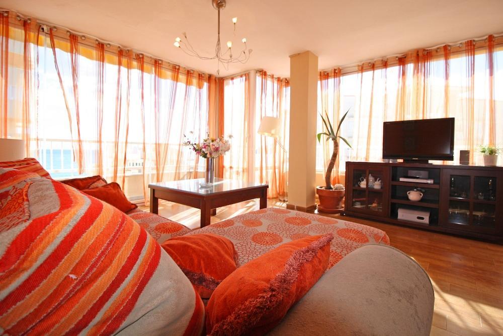 Homeincalpe La Reina Luaran gambar